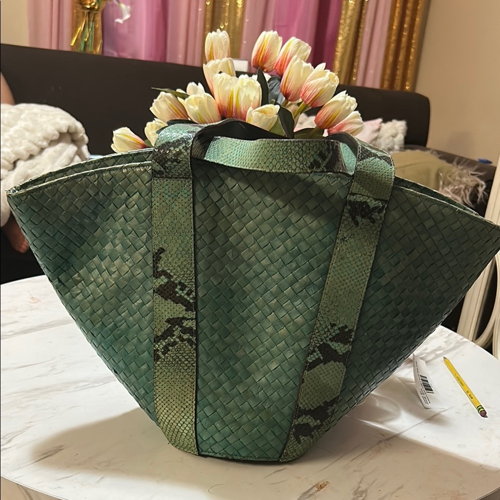 Adrienne Vittadini Green Woven Tote Bag